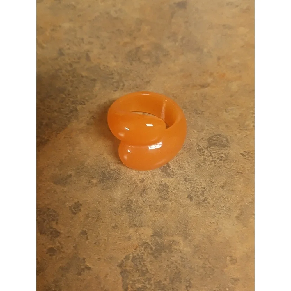 Orange Plastic Ring Size 8 Glows In UV